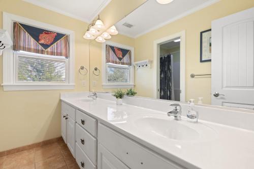 211 E Arctic Tee Fore Two Oceanfront 4 Bedrooms - photo 45