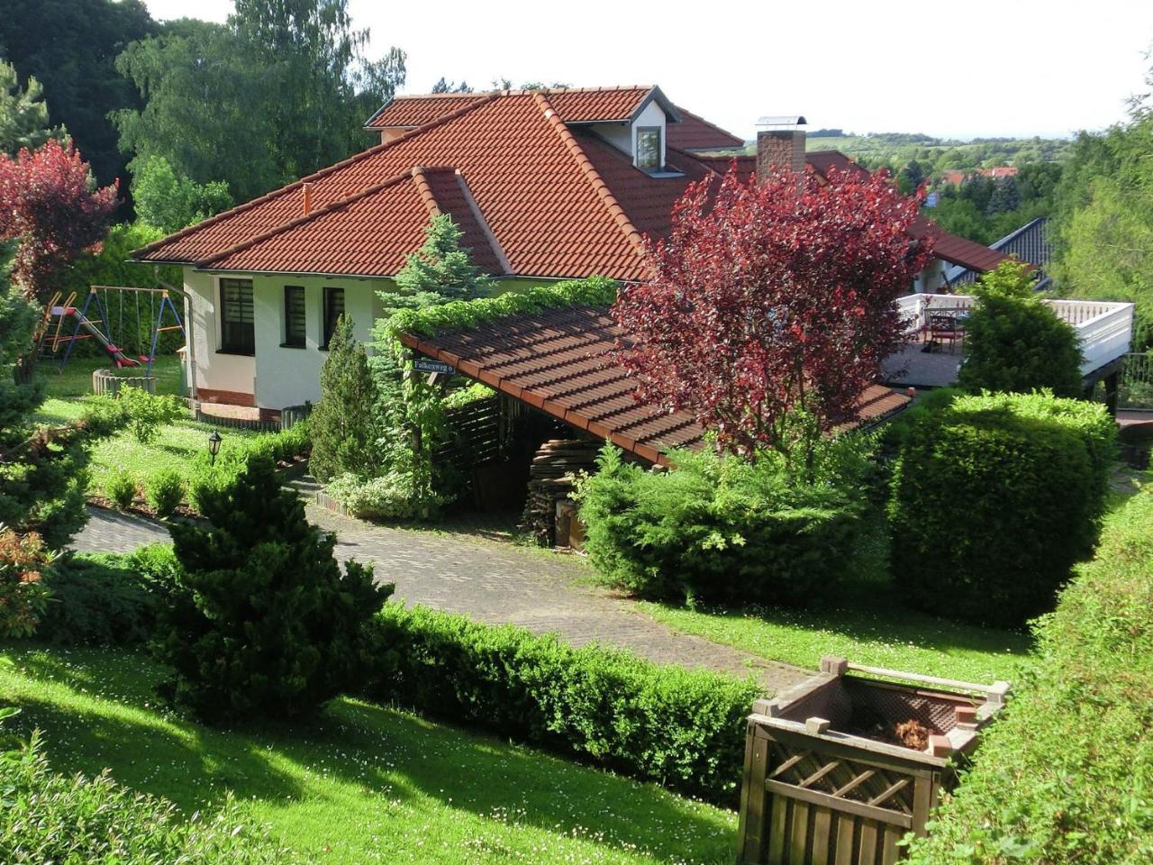 Group Hideaway with Pool — Ballenstedt — photo 2