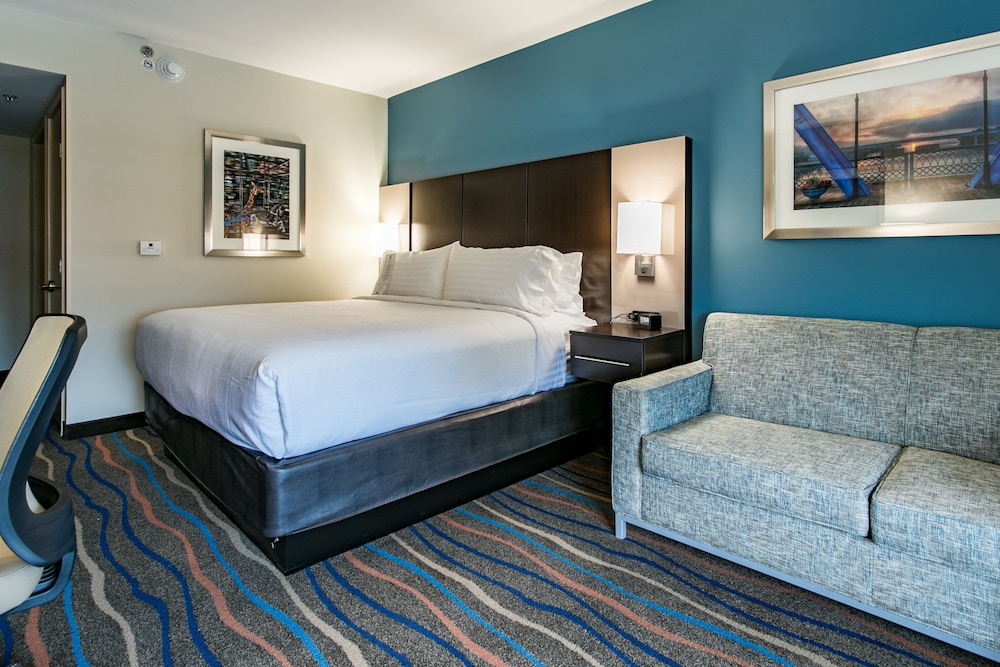 Holiday Inn Hotel & Suites Chattanooga Downtown by IHG - photo 11