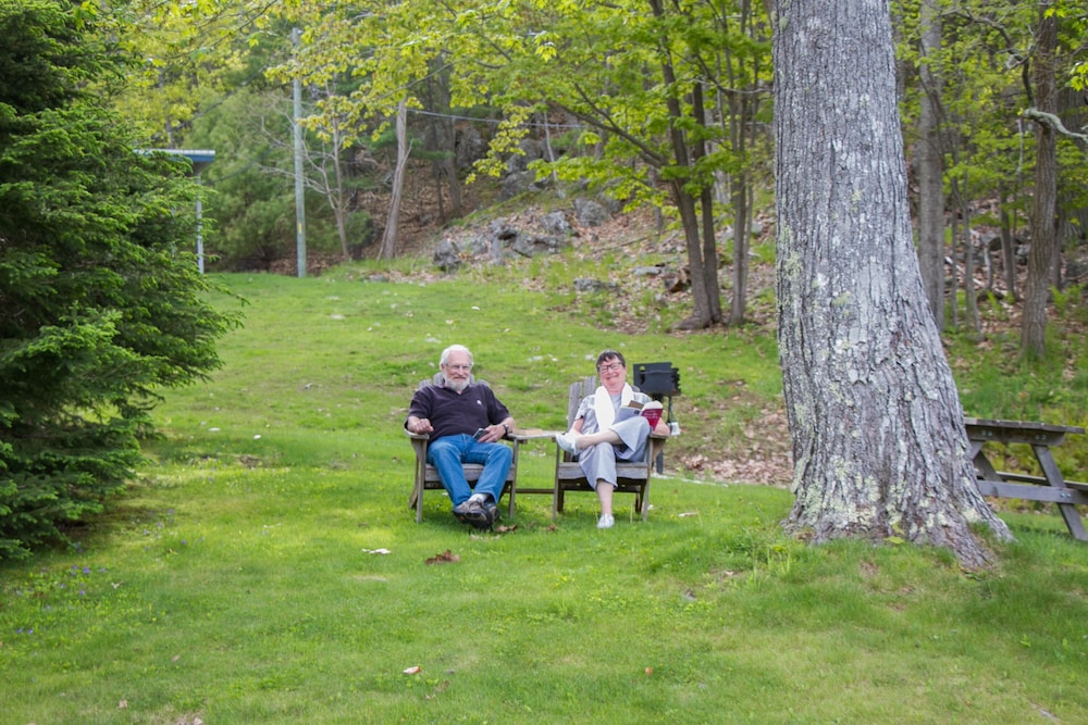Bar Harbor Motel - photo 37