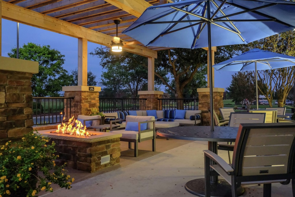 Hampton Inn Edenton - photo 75