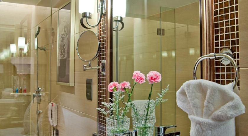 Ramada by Wyndham Jilin North in Jilin, People's Republic of China