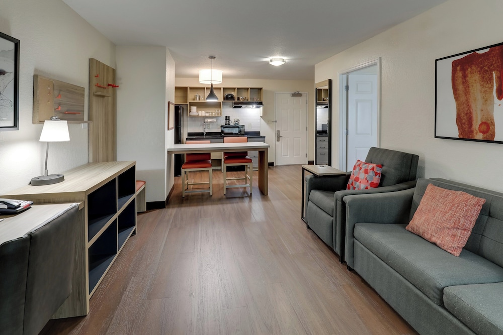 Candlewood Suites Lexington by IHG - photo 22