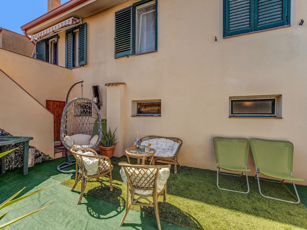 Belvilla by OYO Casa Melis — 4-Star Luxury Hotel in Carbonia, Italy