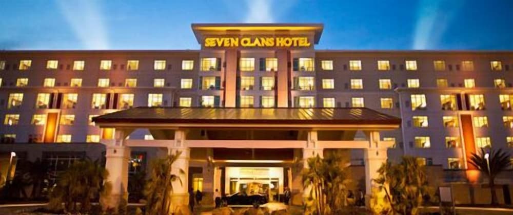 Seven Clans Hotel — hotel in Kinder