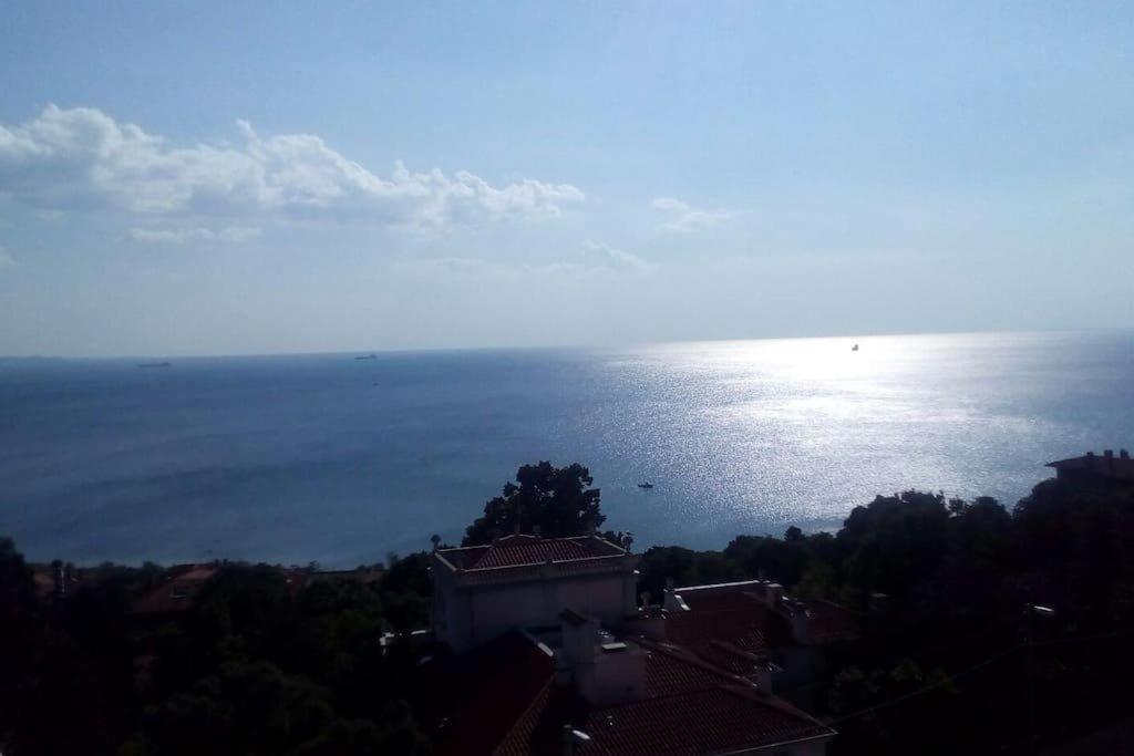 Amazing Sea View Free Parking Near To the Centre — 4-Star Luxury Hotel in Trieste, Italy