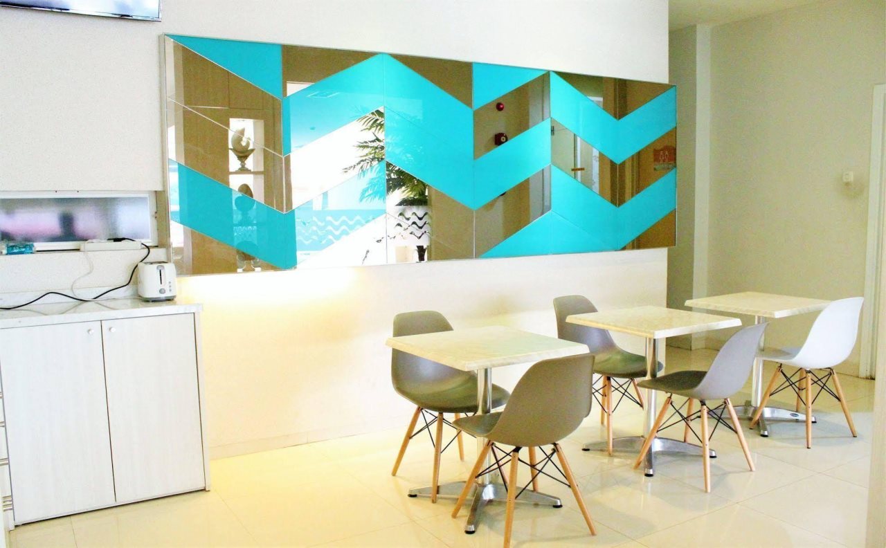 Makassar Beach Inn - last minute hotel in Makassar