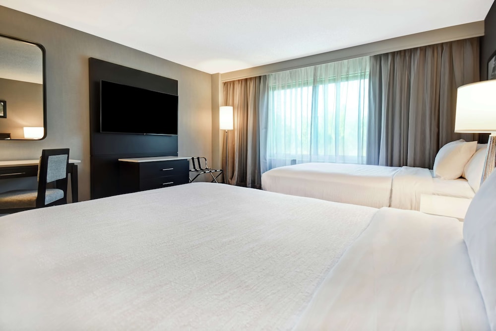 Embassy Suites by Hilton Raleigh Durham Research Triangle - photo 21