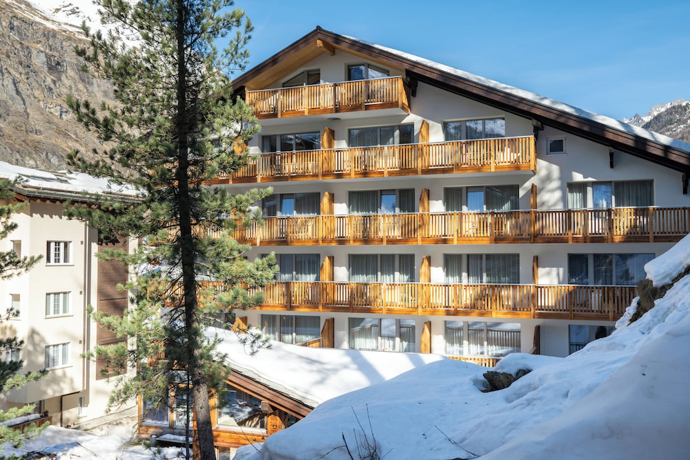 Hotel Jägerhof - last minute hotel in Zermatt