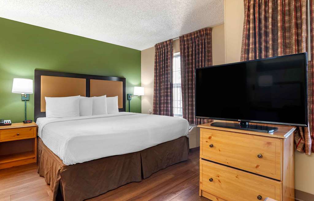 Extended Stay America Suites Los Angeles Monrovia - photo 39
