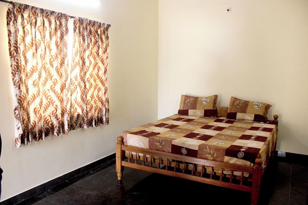 Corniche Inn Resorts - last minute hotel in Coimbatore