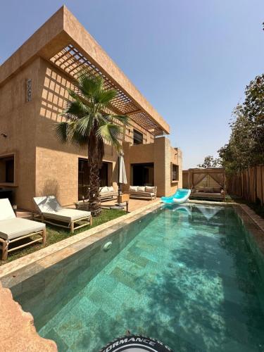 Villa familiale a 10km du boulevard Mohamed VI — 4-Star Luxury Hotel in Marrakesh, Morocco