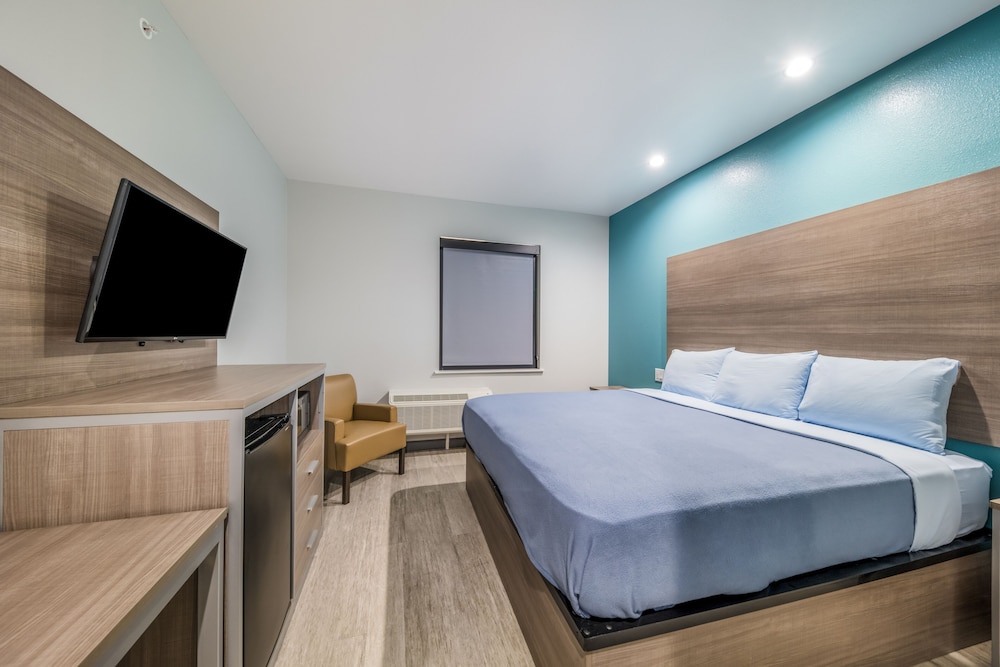 Scottish Inns Campus - photo 5