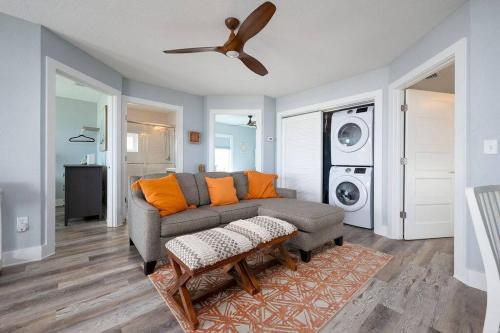 Be A Nomad Oceanfront 3BR Top Floor Jacksonville Beach Family Condo — 4-Star Luxury Hotel in Neptune Beach, United States