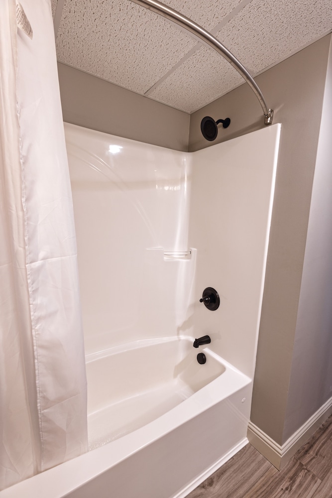 The Inn at Elijah McLeans - photo 12
