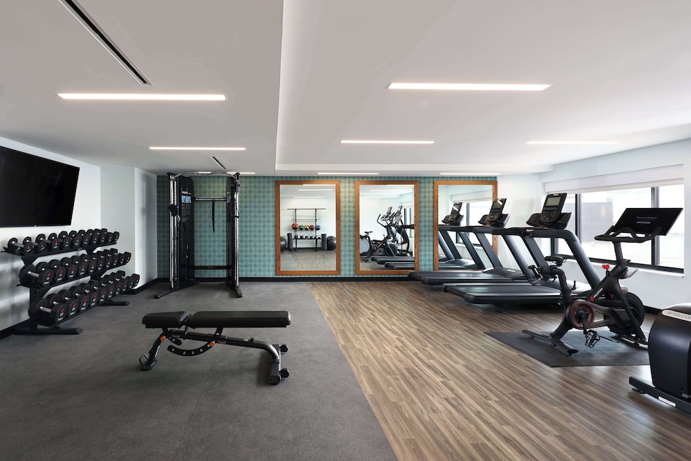 DoubleTree by Hilton Battle Creek - photo 21