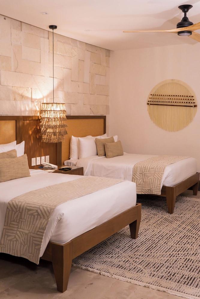 Hotel Mundo Maya Edzná
