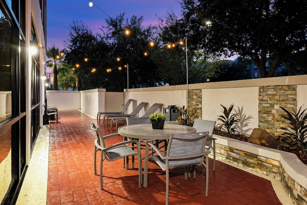 SpringHill Suites by Marriott McAllen Convention Center - photo 40