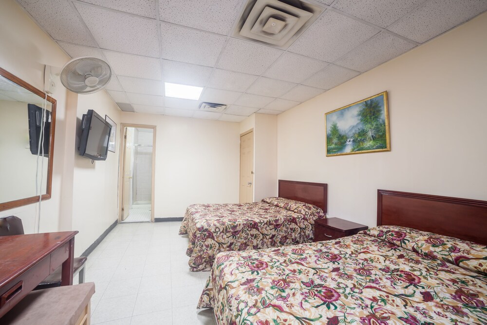 New World Hotel - photo 13