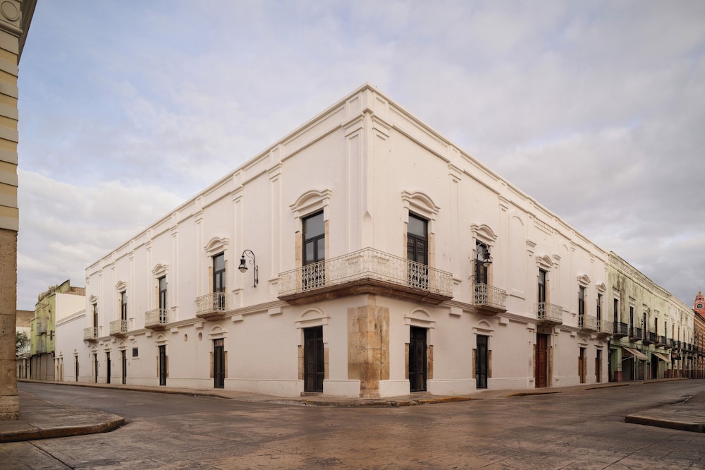 Hotel Sevilla — carbon neutral stay, Merida