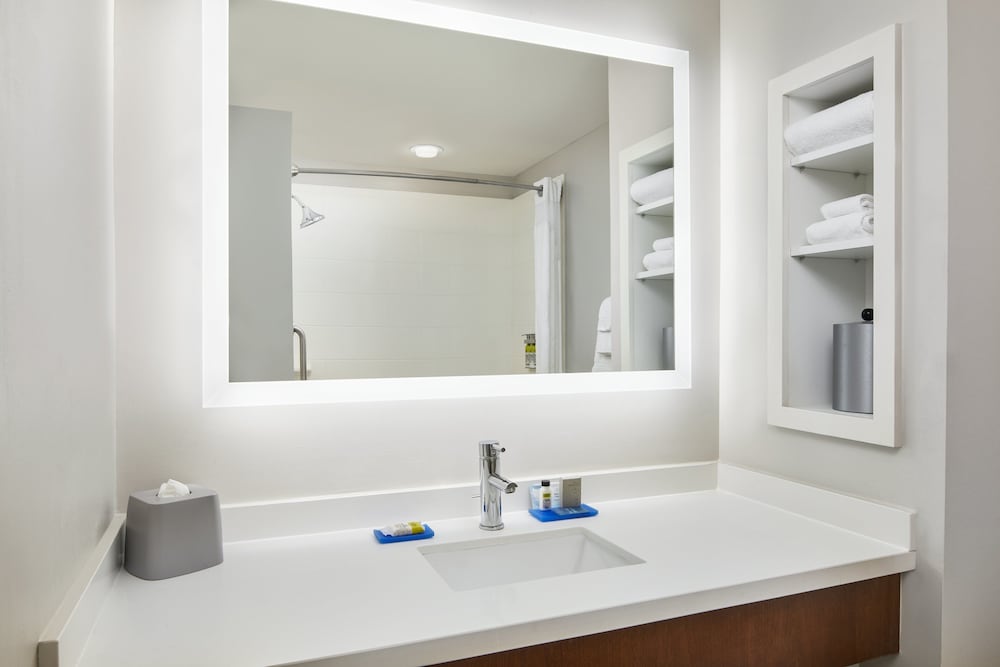 Holiday Inn Express Hotel & Suites Palatka Northwest - photo 7