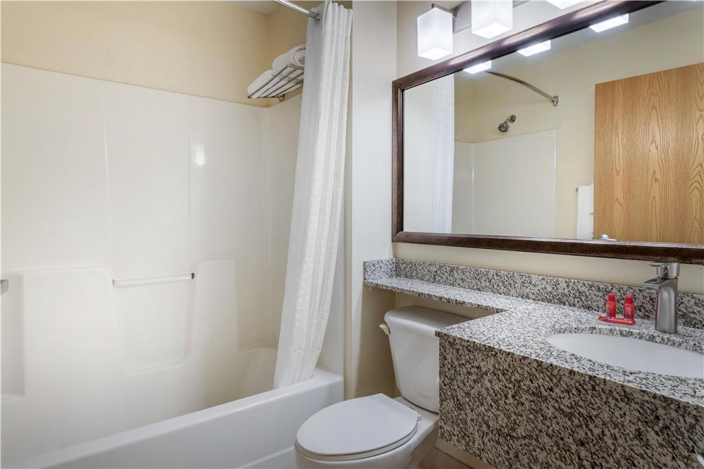 SureStay Plus Hotel by Best Western Litchfield - photo 37