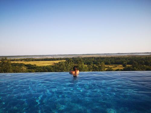 Solana’s View Ferienhäuser in ruhiger Lage mit einer einzigartigen Aussicht Infinity Pool Free Parking und Wlan in Ulcinj, Montenegro