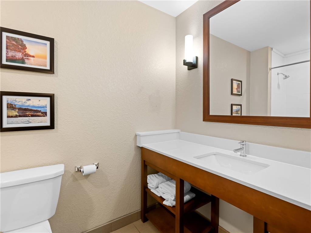 Comfort Inn & Suites Munising Lakefront - photo 30
