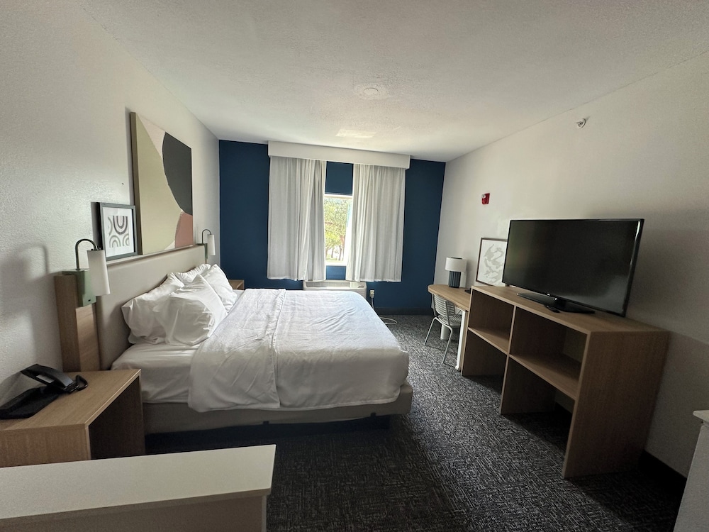 Spark by Hilton Round Rock - photo 8