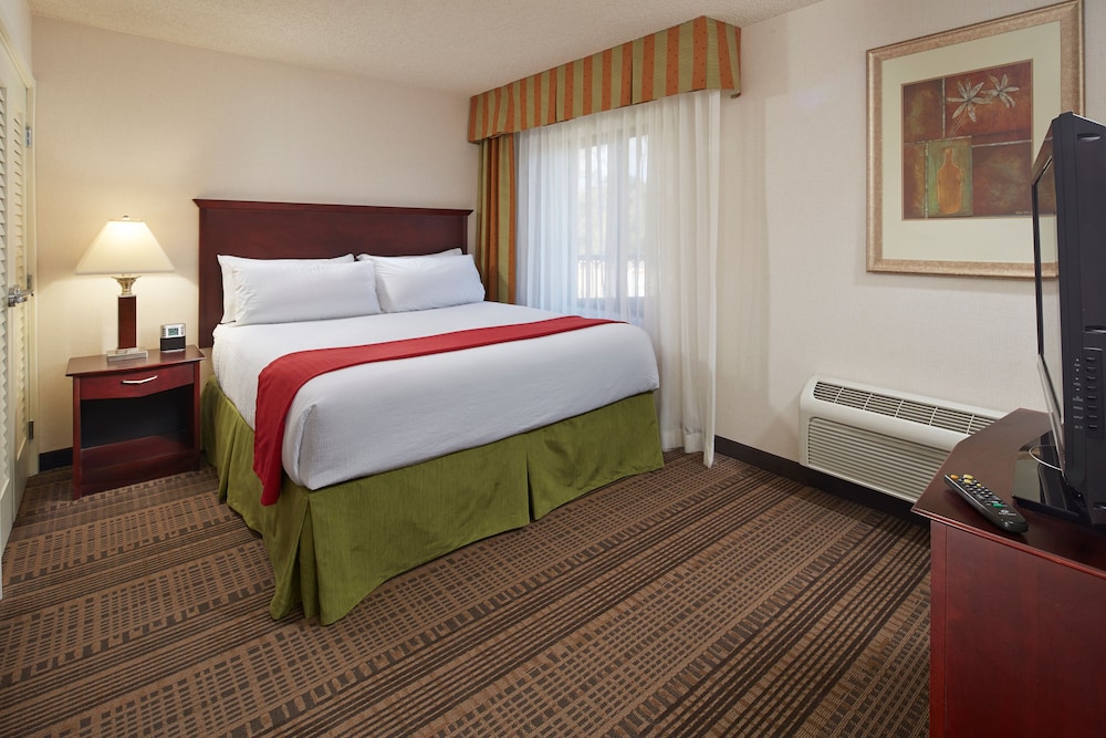 Homewood Suites by Hilton Santa Maria - photo 11