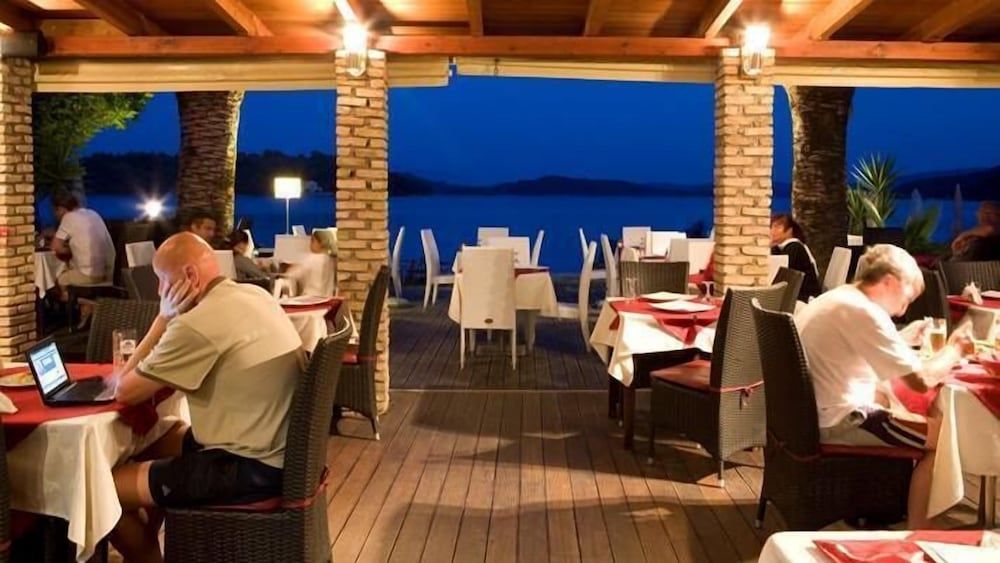 Hotel Gregorys — Lefkada — photo 3