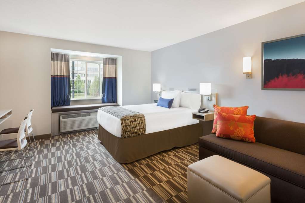 Microtel Inn & Suites by Wyndham Springville Provo - photo 12