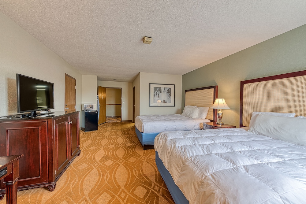 American Inn and Suites Dundee - photo 11