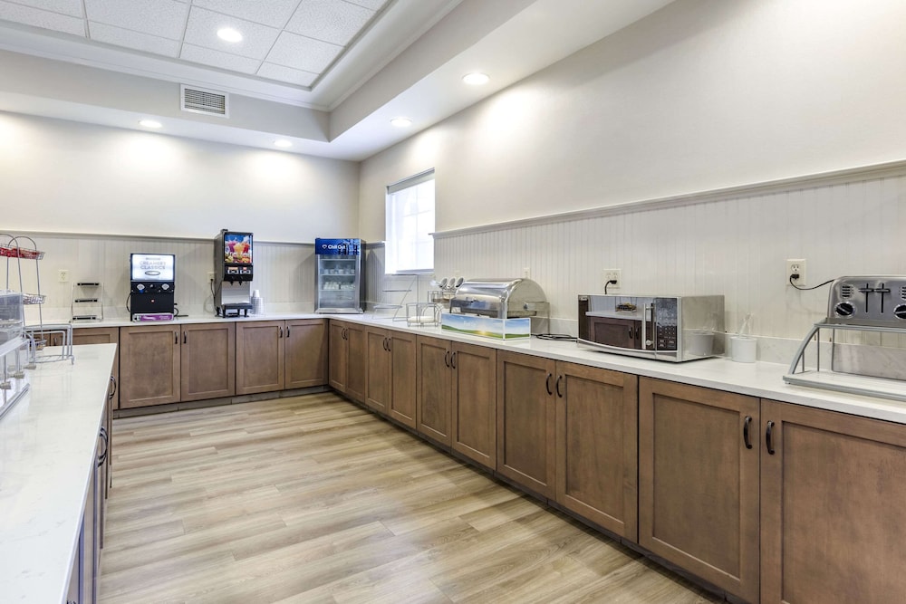 Mainstay Suites Ocean City West - photo 26