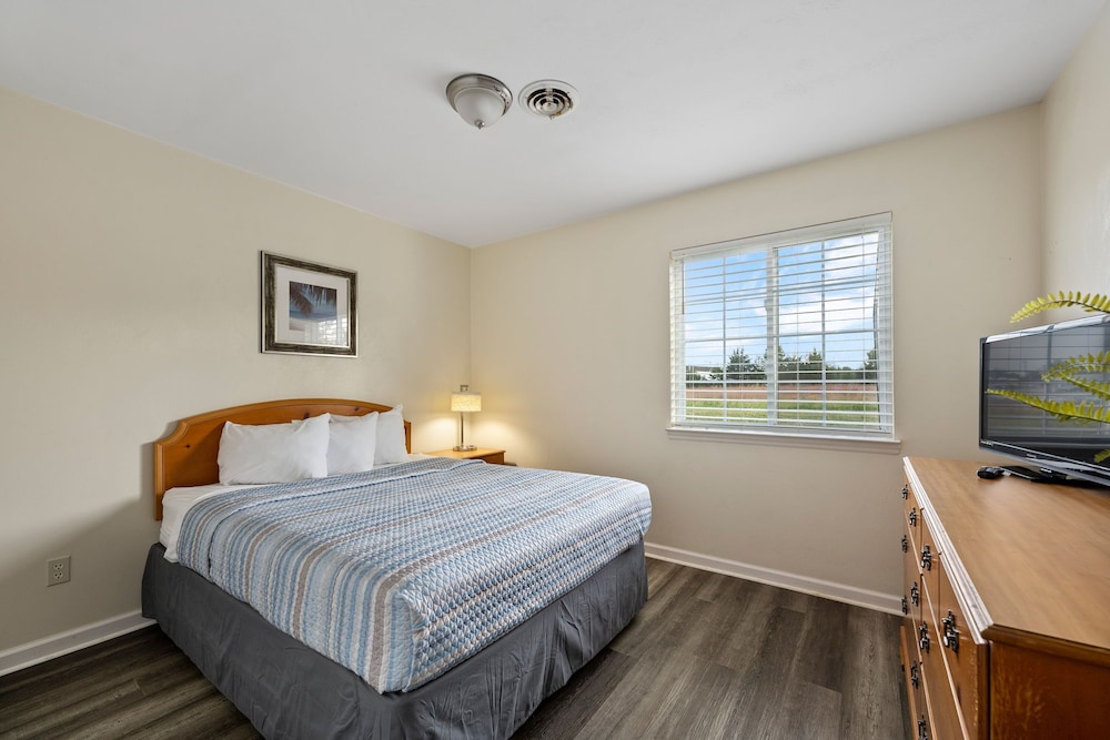 Affordable Suites Graham - photo 7