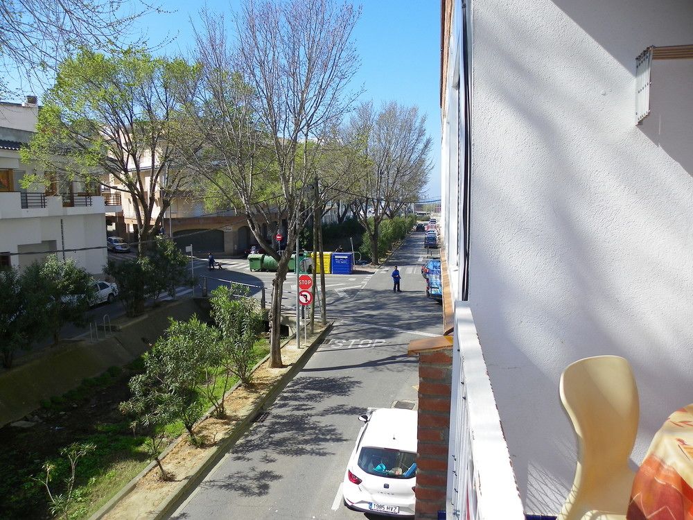 Ruper in Roses, Spain