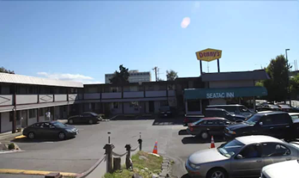 Seatac Inn - photo 37