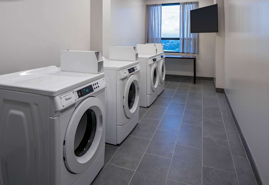 Hyatt House Indianapolis Downtown - photo 16
