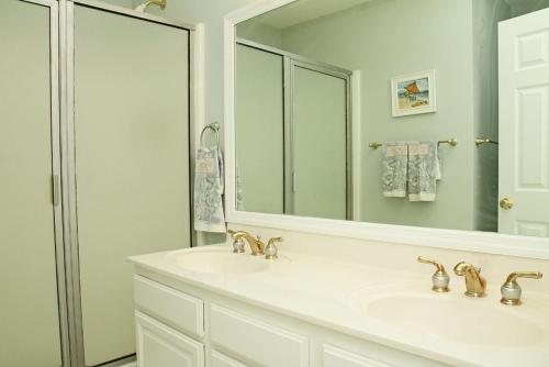 Conscious Sedation by Oak Island Accommodations - photo 38