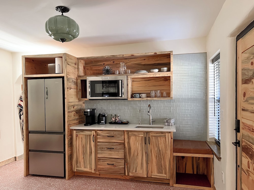 Hoosier Hot Springs & Inn - photo 15