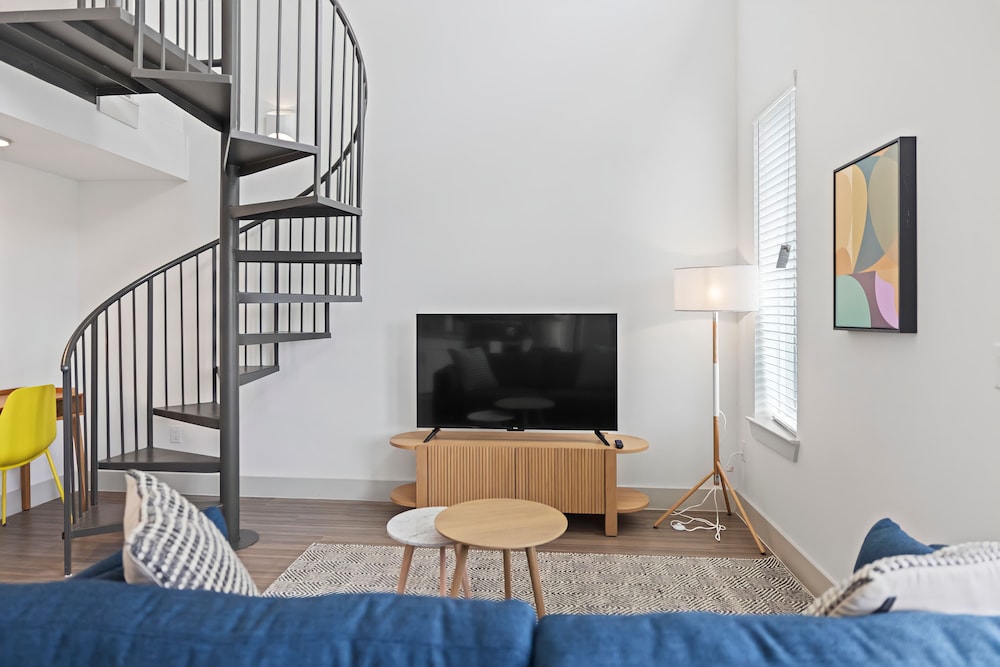 Placemakr Downtown Austin - photo 122