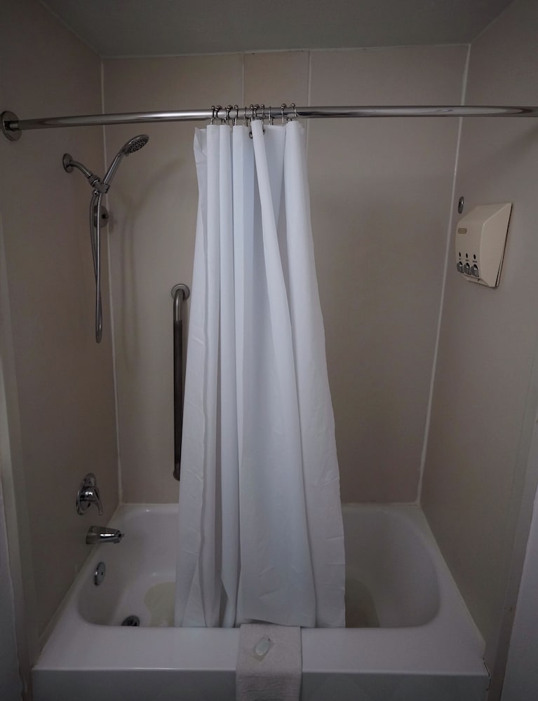 Pilgrim Inn - photo 30