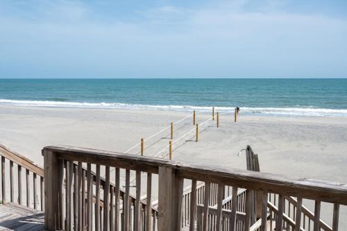 Victorias Seacret by Oak Island Accommodations - photo 10