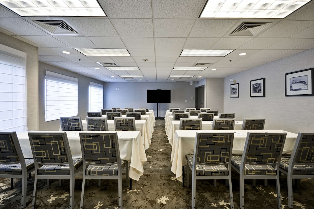 Homewood Suites by Hilton Oakland Waterfront - photo 50