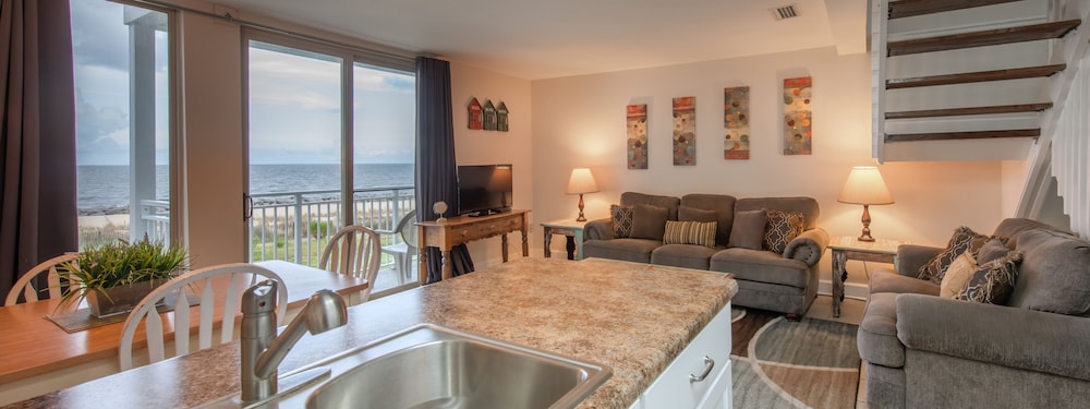 Villas By the Sea Resort & Conference Center - photo 22