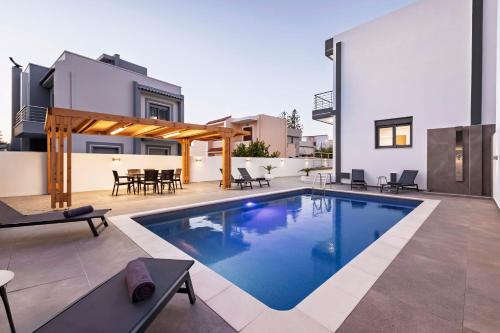 Ramo Luxury Villa — 4-Star Luxury Hotel in Kremasti, Greece