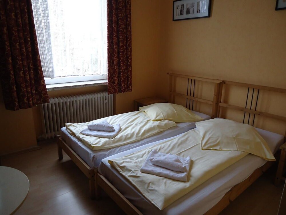 Hotel Schaum — Duesseldorf — photo 3