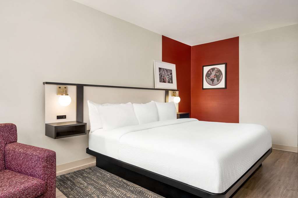 Ramada by Wyndham Allentown Bethlehem - photo 24