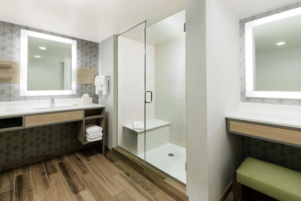 Hilton Garden Inn Greenville - photo 17