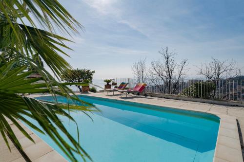 Villa Anne — 4-Star Luxury Hotel in San Remo, Italy